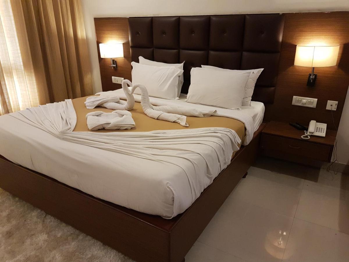 Hotel Saptagiri Хайдарабад Экстерьер фото