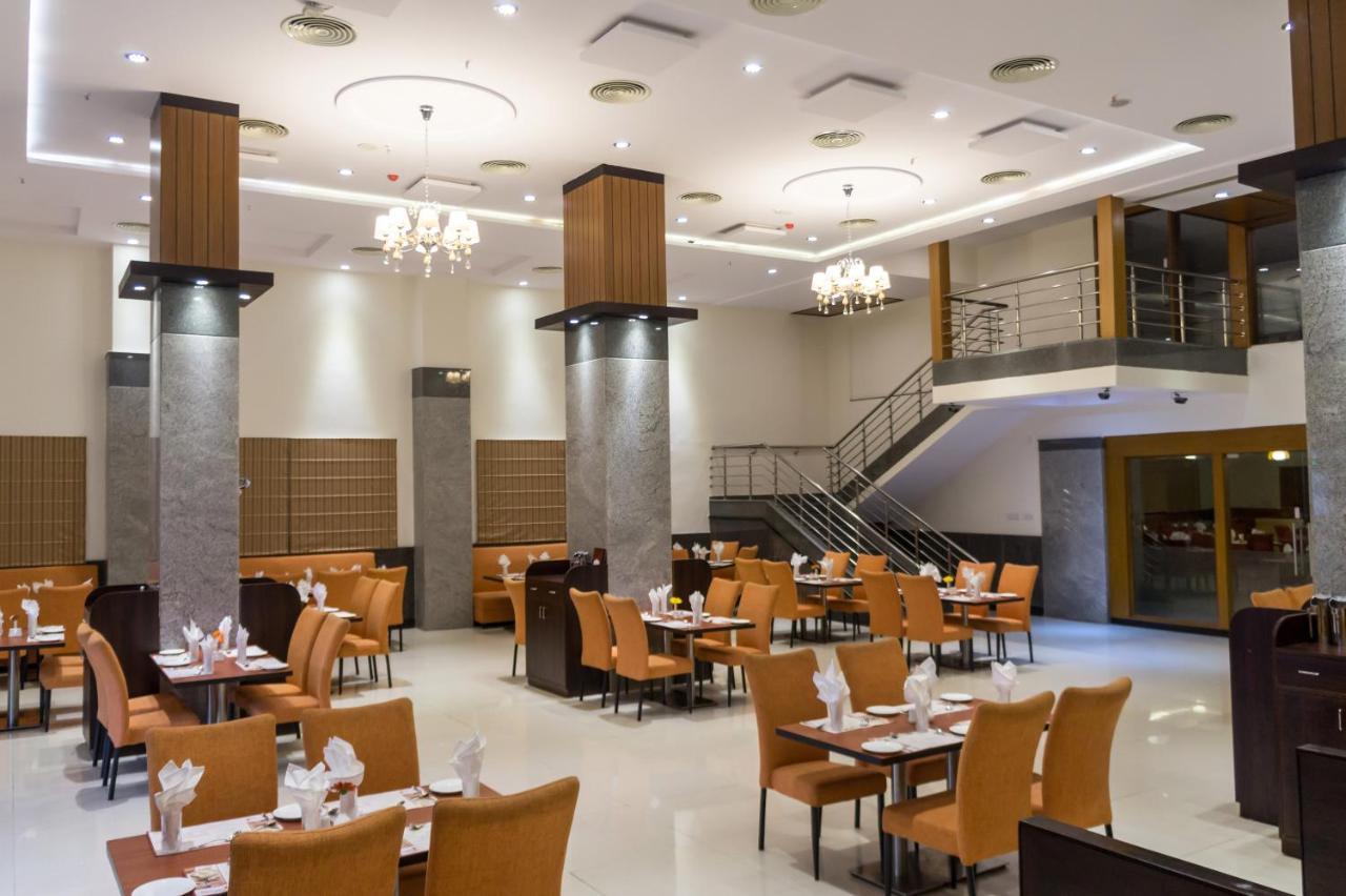 Hotel Saptagiri Хайдарабад Экстерьер фото