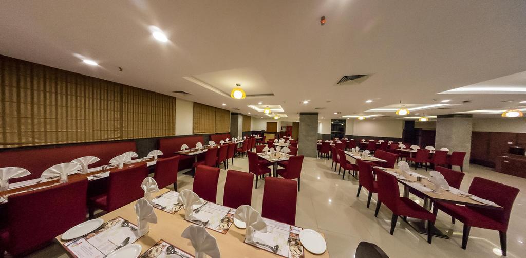 Hotel Saptagiri Хайдарабад Экстерьер фото
