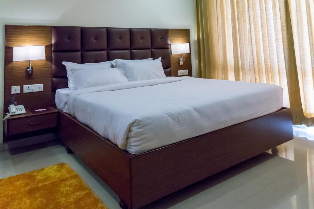 Hotel Saptagiri Хайдарабад Экстерьер фото