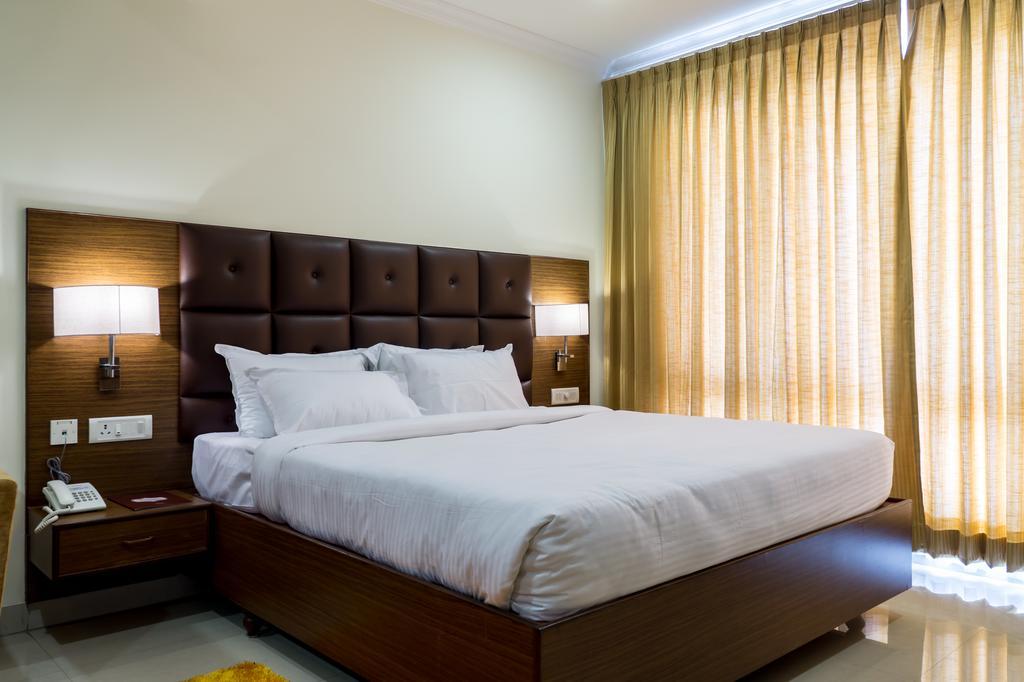 Hotel Saptagiri Хайдарабад Экстерьер фото